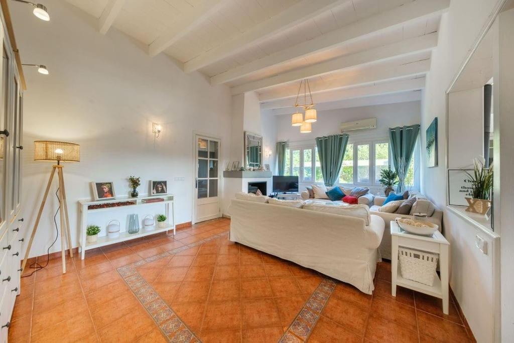 Magnifica Villa Tranquila En El Centro De Mallorca Biniali  Luaran gambar
