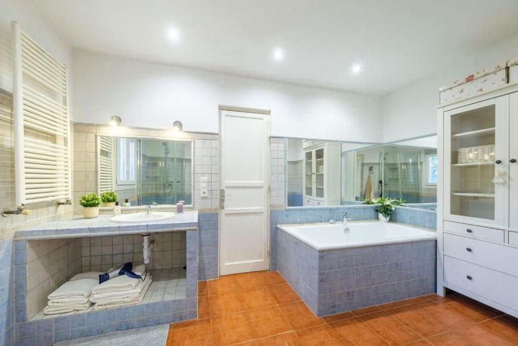 Magnifica Villa Tranquila En El Centro De Mallorca Biniali  Luaran gambar